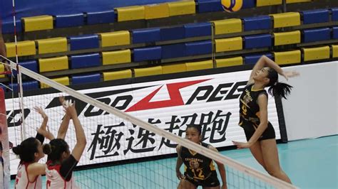 clue dongalo|Casiey Dongallo proves she can score like a pro at age 16.